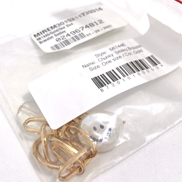 MAISON IREM 18K Vermeil Freshwater Cultured Pearl Chunky Smiley Bracelet - Picture 16 of 17